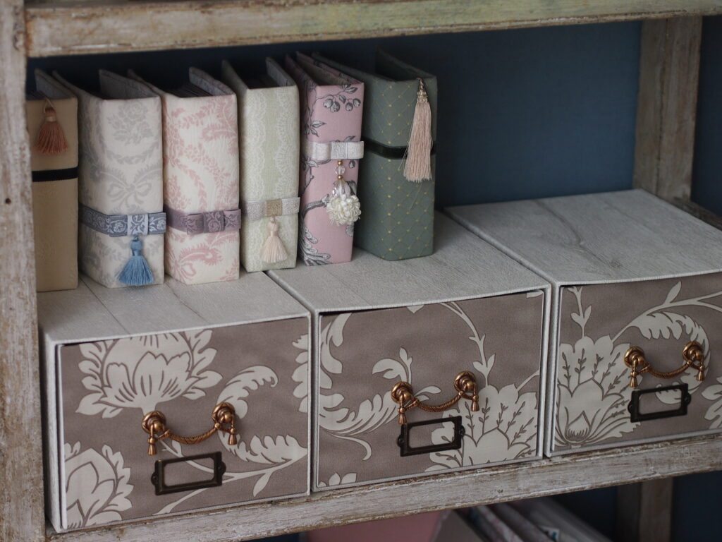 クリエナージュ（カルトナージュ）収納ボックス.jpg 20